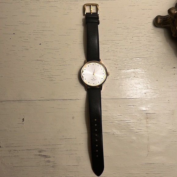 Kate Spade Watch - Picture 2 of 4